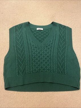 Aritzia Emporia Babaton Merino Wool Green Cable-Knit V-Neck Sweater Vest